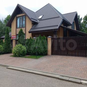 Продается Дом, 200 м²