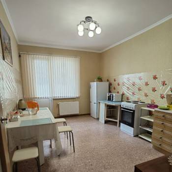 Сдается 1-комнатная квартира, 43 м²