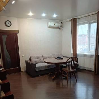 Продается Многокомнатная квартира, 92,6 м²