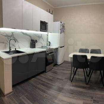 Продается 2-х комнатная квартира, 42 м²