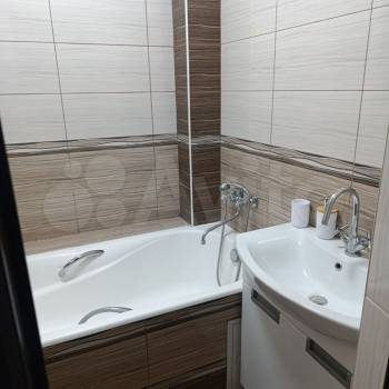 Сдается 2-х комнатная квартира, 65 м²