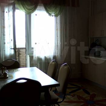 Сдается Многокомнатная квартира, 110 м²