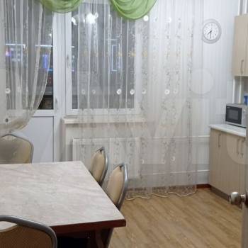 Сдается Многокомнатная квартира, 110 м²