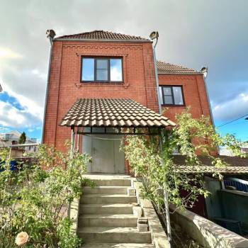 Продается Дом, 250 м²