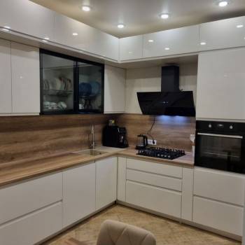 Продается Дом, 164 м²