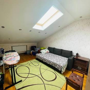 Продается Многокомнатная квартира, 175 м²