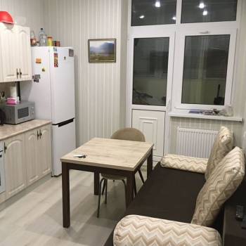 Сдается 1-комнатная квартира, 40 м²