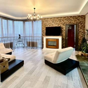 Продается 2-х комнатная квартира, 91,3 м²