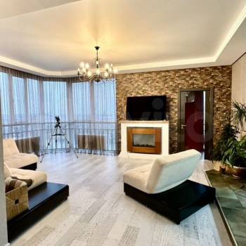 Продается 2-х комнатная квартира, 91,3 м²