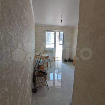 Продается 1-комнатная квартира, 46 м²