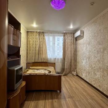 Сдается 2-х комнатная квартира, 76 м²