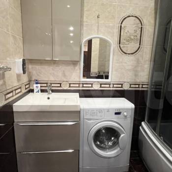 Сдается 2-х комнатная квартира, 76 м²