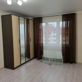 Сдается 1-комнатная квартира, 39 м²