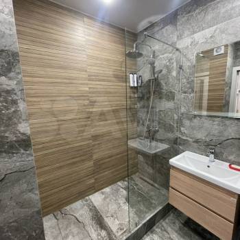 Сдается 2-х комнатная квартира, 65 м²