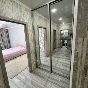 Сдается 1-комнатная квартира, 50,2 м²