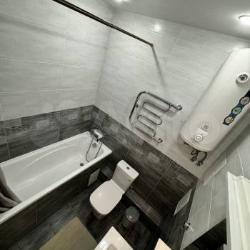 Сдается 1-комнатная квартира, 50,2 м²