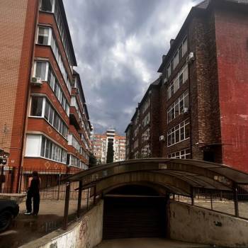 Продается 1-комнатная квартира, 42,7 м²