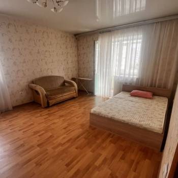 Продается 1-комнатная квартира, 42,7 м²