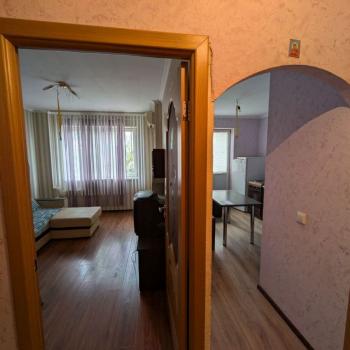 Продается 1-комнатная квартира, 29,8 м²