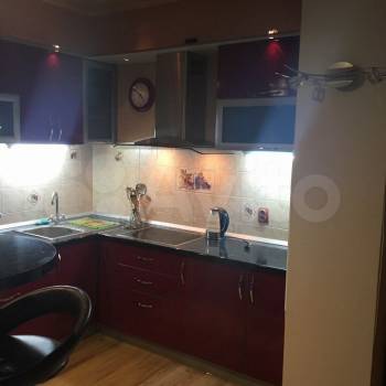 Продается 1-комнатная квартира, 49 м²