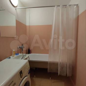 Продается 1-комнатная квартира, 38,1 м²