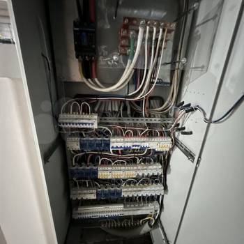 Сдается Торговое помещение, 273 м²