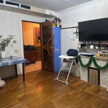 Продается Многокомнатная квартира, 79,8 м²