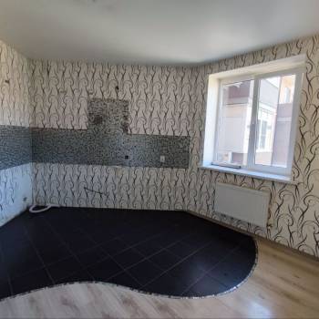 Продается 1-комнатная квартира, 42,8 м²