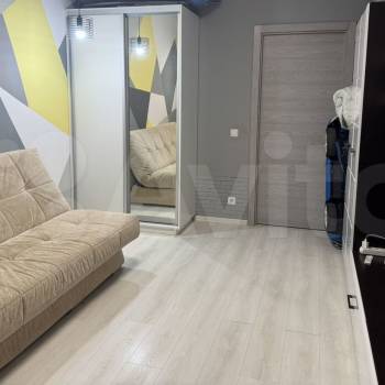 Продается 1-комнатная квартира, 36,7 м²