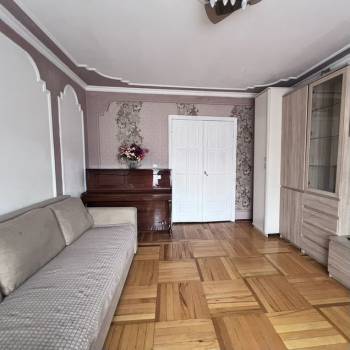 Продается 3-х комнатная квартира, 62 м²