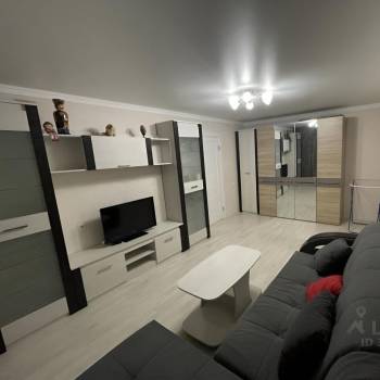 Сдается 1-комнатная квартира, 38 м²