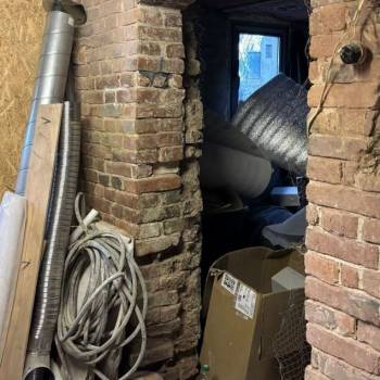 Продается 1-комнатная квартира, 106 м²