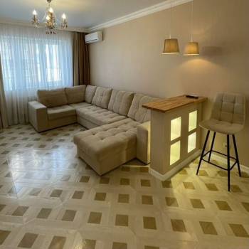 Продается 1-комнатная квартира, 48 м²