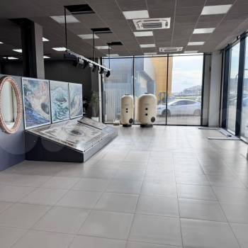 Сдается Нежилое помещение, 228 м²