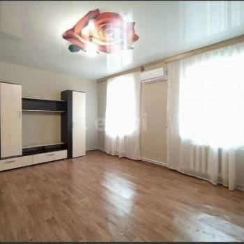 Продается 1-комнатная квартира, 30 м²