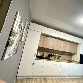 Продается 1-комнатная квартира, 47 м²