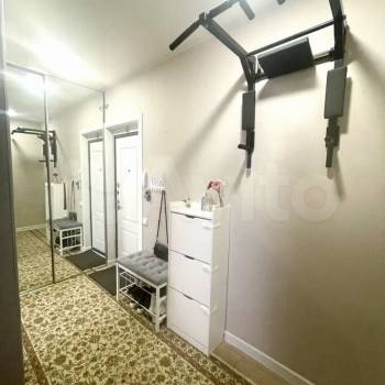 Продается 1-комнатная квартира, 47 м²