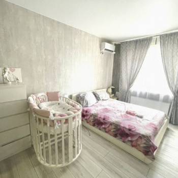 Продается 1-комнатная квартира, 47 м²