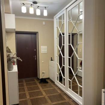 Сдается Многокомнатная квартира, 106 м²