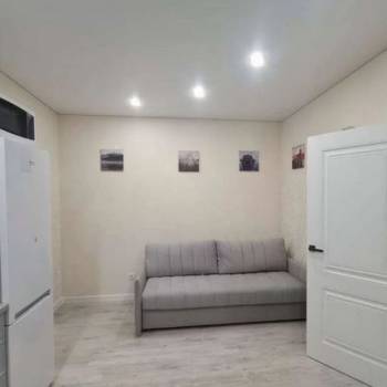 Продается 1-комнатная квартира, 40 м²