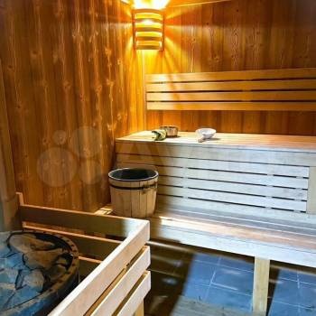 Сдается Нежилое помещение, 200 м²