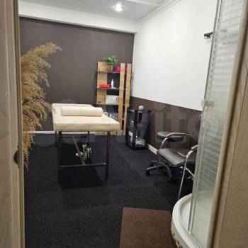 Сдается Нежилое помещение, 200 м²