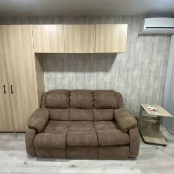 Продается 1-комнатная квартира, 36 м²