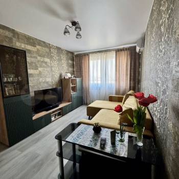 Продается 3-х комнатная квартира, 55,7 м²