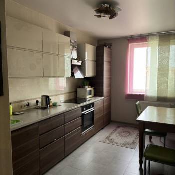 Продается 3-х комнатная квартира, 72,5 м²