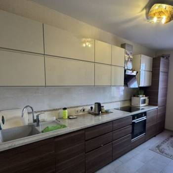 Продается 3-х комнатная квартира, 72,5 м²