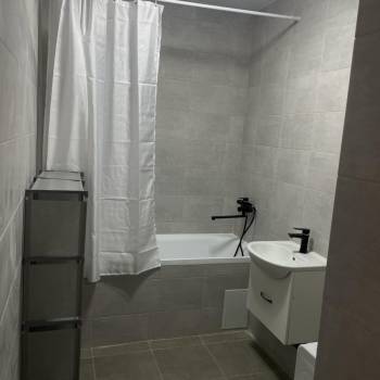 Сдается Многокомнатная квартира, 63 м²