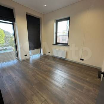 Сдается Нежилое помещение, 131 м²