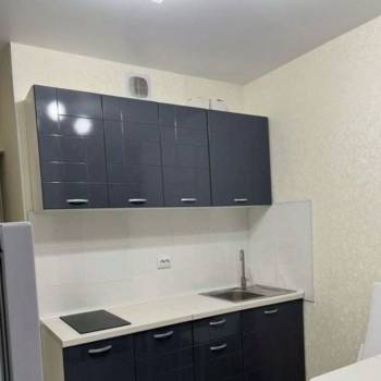 Продается 1-комнатная квартира, 40 м²