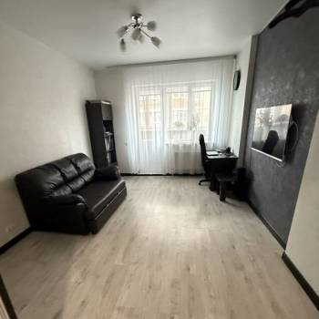 Продается 2-х комнатная квартира, 70 м²